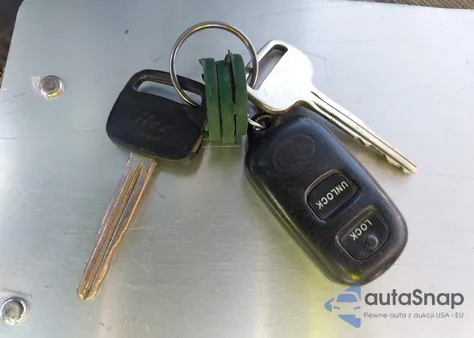 2002 Toyota Sienna Ce из США, поврежденный, VIN 4T3ZF19C02U470083